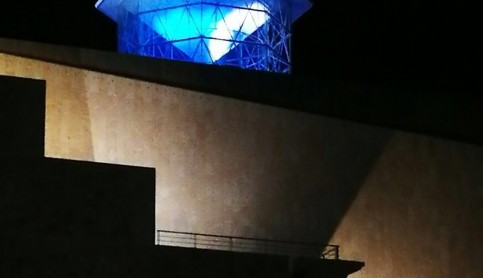 Imagen noticia - El Auditorio Alfredo Kraus y Teatro Pérez Galdós se tiñen de azul con motivo del Día Internacional del Autismo