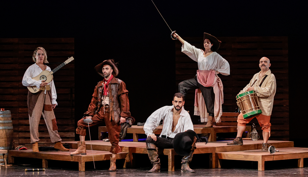Imagen noticia - Los piratas toman al abordaje el Teatro Pérez Galdós